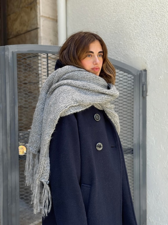 Retrobird Gray Large Soft Knitted Scarf