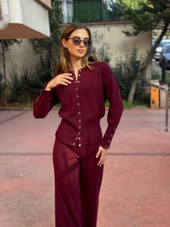 Retrobird Burgundy Knit Set