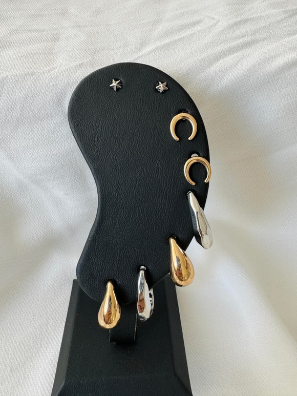 Retrobird 8'li Pirinç Küpe Seti