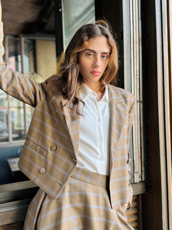 Retrobird Kısa Kareli Blazer Kum Ceket