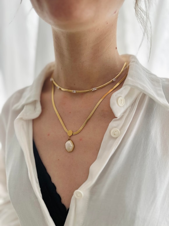 Retrobird Taş Detaylı Gold Renk Çelik Kolye