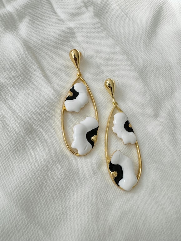 Retrobird Tasarım Mineli Pirinç Retro Model Küpe