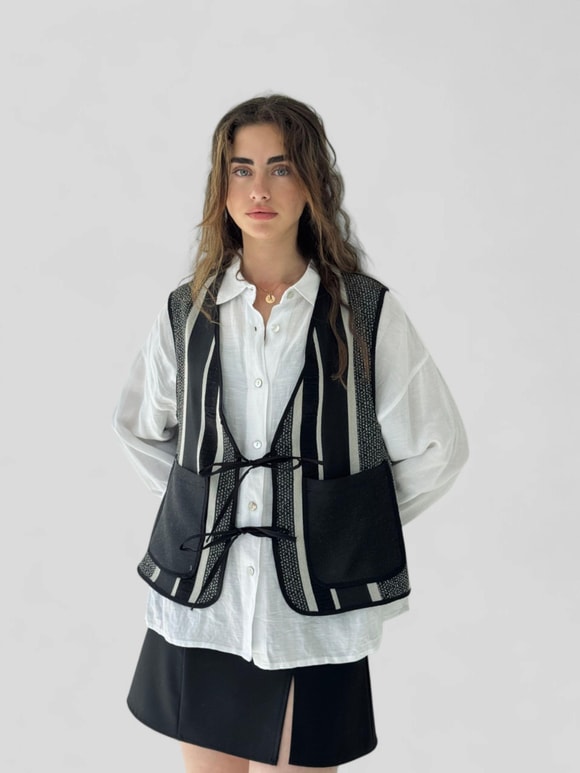 Retrobird Design Lace-Up Front Smoked Vest