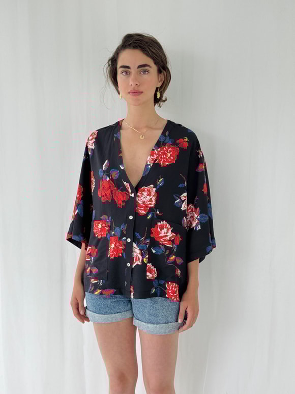 Retrobird Tasarım V Yaka Çiçekli Kimono Gömlek
