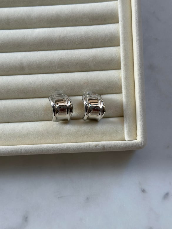 Asimetrik Silver Küpe