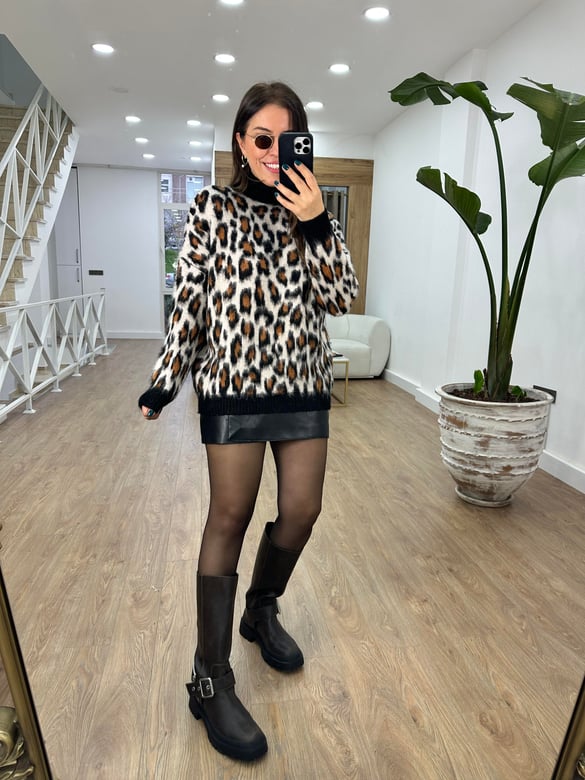 Balıkçı Yaka Leopar Desen Tüylü Kazak