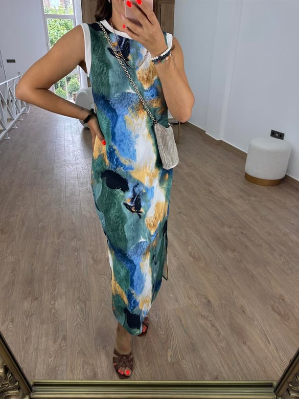 Batik Desen Sıfır Kol Elbise