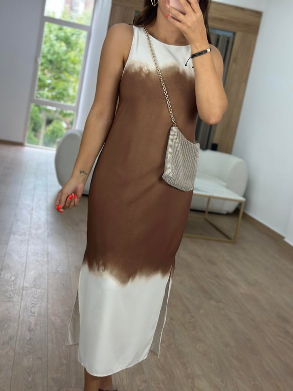 Batik Desenli Yanı Yırtmaçlı Krem-Kahve Elbise