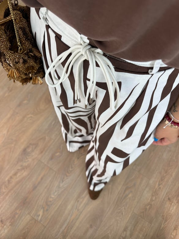 Beli Bağcıklı Bol Paça Pantolon - Kahverengi