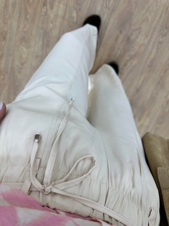 Beli Kemerli Bol Paça Modal Pantolon-Taş