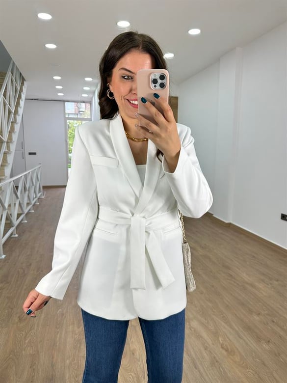Beli Kuşaklı Blazer Ceket-Beyaz