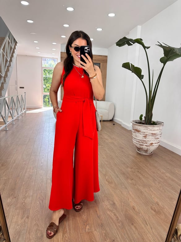 Beli Kuşaklı Bol Paça Krep Tulum-Kırmızı