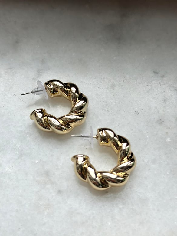 Burgu Gold Yarım Ay Küpe