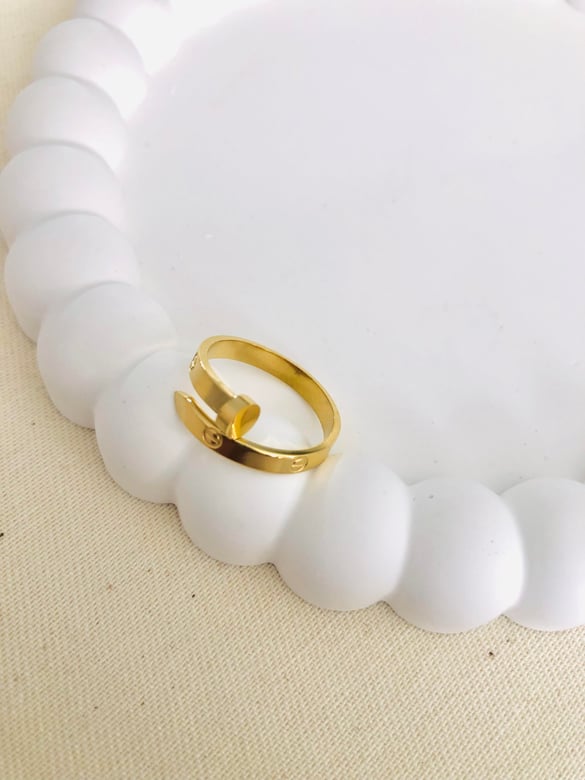Çivi Tasarım Çelik Gold Yüzük