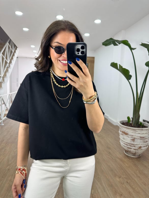 Dilvin Pamuklu Oversize Tişört-Siyah