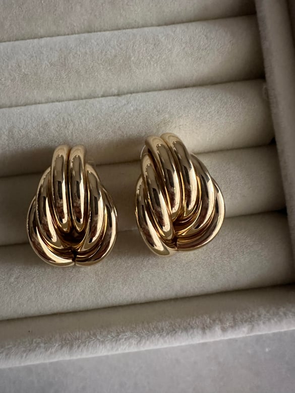 Geçme Yarım Halka Gold Küpe