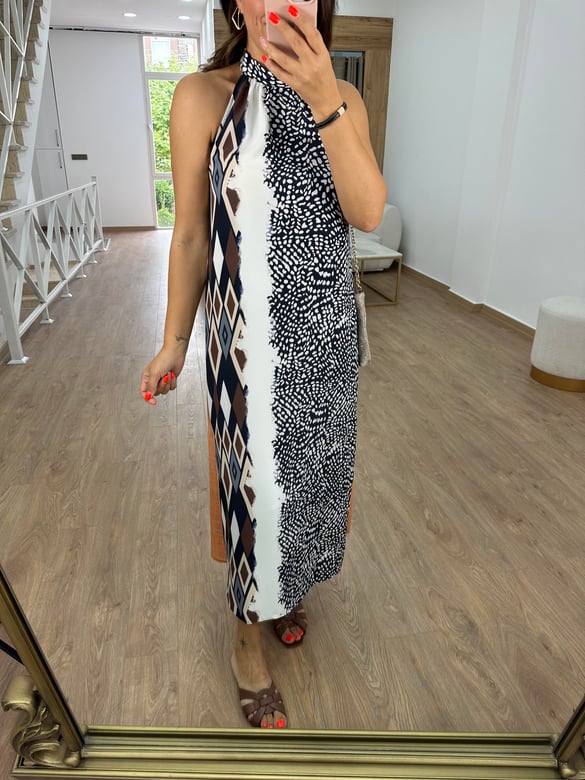 Geometrik Desen Halter Yaka Elbise