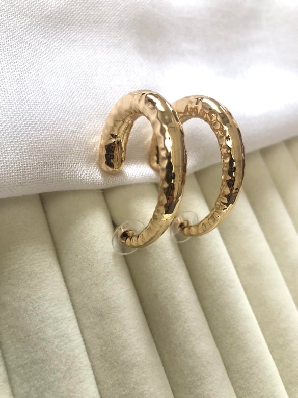 Gold Oval Küpe