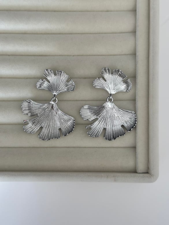 Gümüş Çiçek Tasarım Küpe 5,5cm