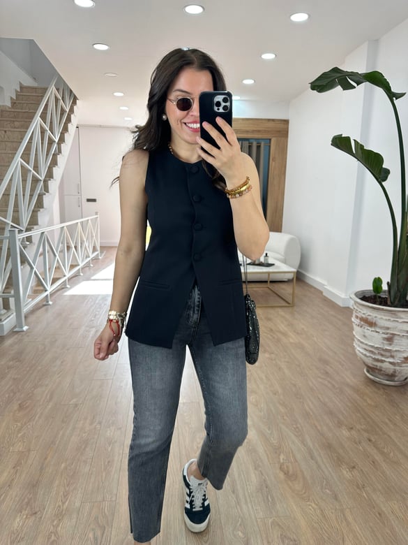 Kaplama Düğmeli Yelek-Siyah