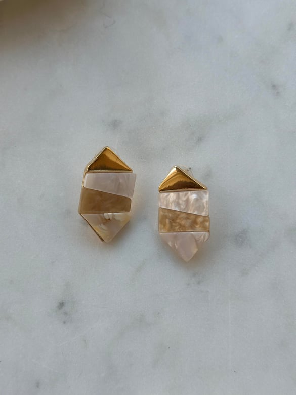 Kemik Rengi Mozaik Tasarım Küpe 3,5cm