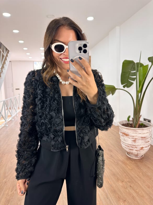 Marka Model Gül Detaylı Bomber Ceket 