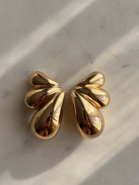 Marka Model Tasarım Gold Küpe