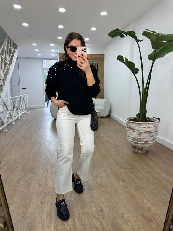 Omuzu Taşlı İçerisi Şardonlu Sweatshirt
