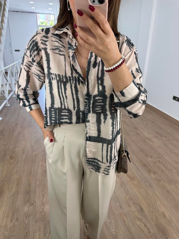 Orijinal Marka Model Vual Gömlek