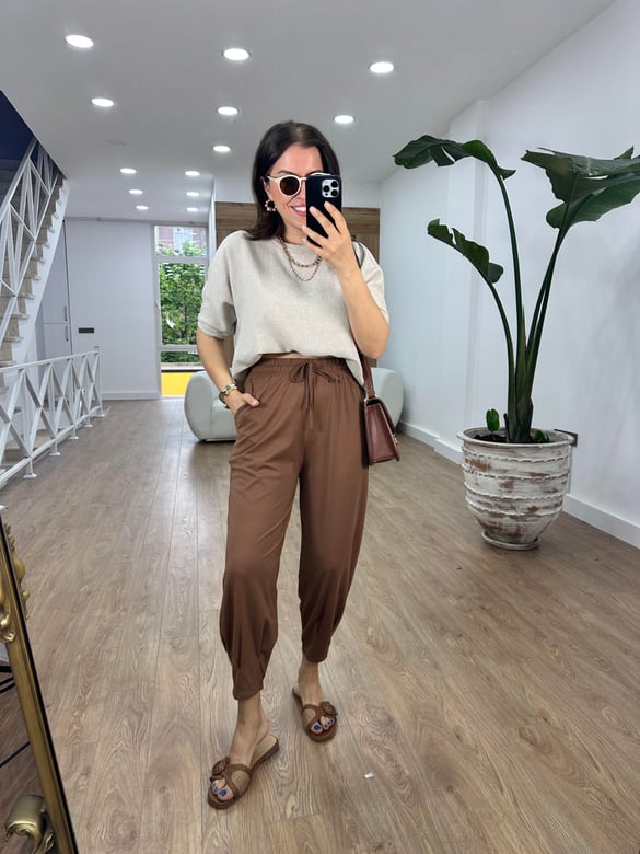 Paçası Dikiş Detaylı Modal Pantolon-Kahverengi
