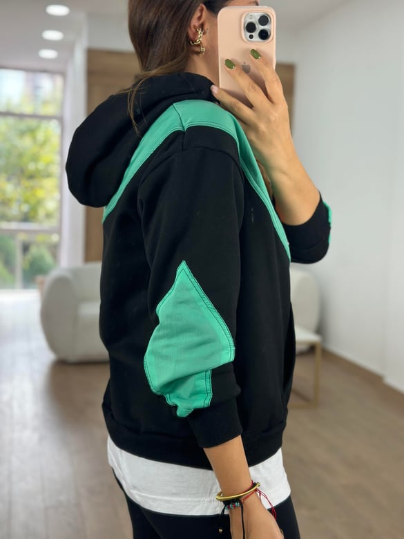 Paraşüt Kumaş Detaylı İçerisi Şardonlu Sweat- Yeşil