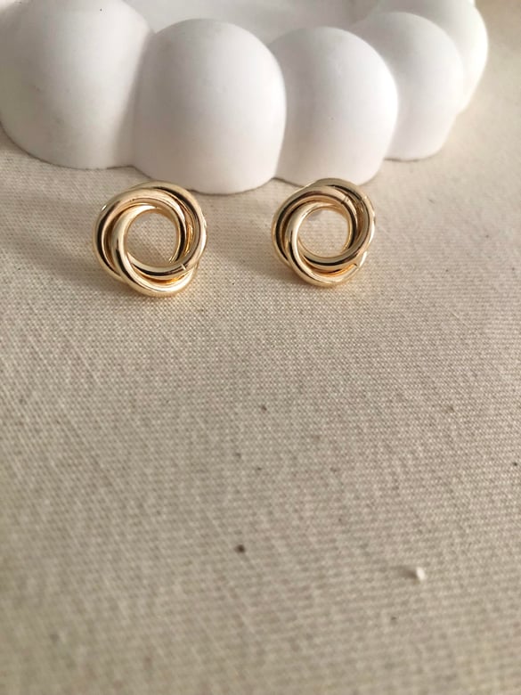 Pinterest Gold Küpe