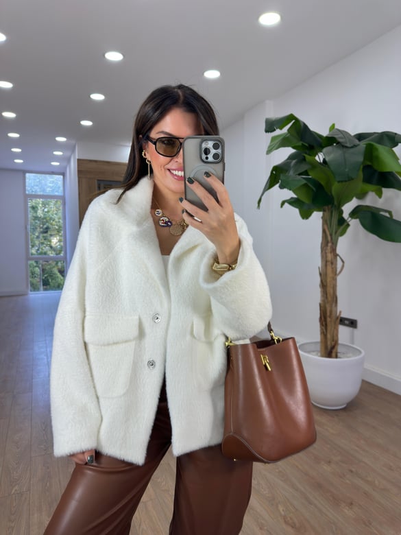 Premium Seri Cepli Oversize Kürk - Ekru