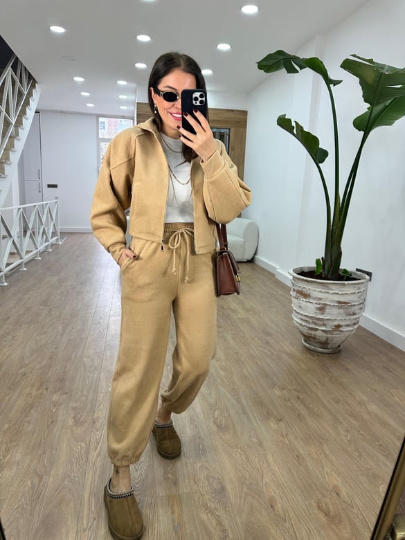 Selanik Kumaş Önü Fermuarlı Takım-Camel