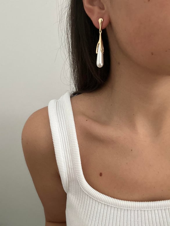 Uzun inci Detay Gold Küpe 5cm