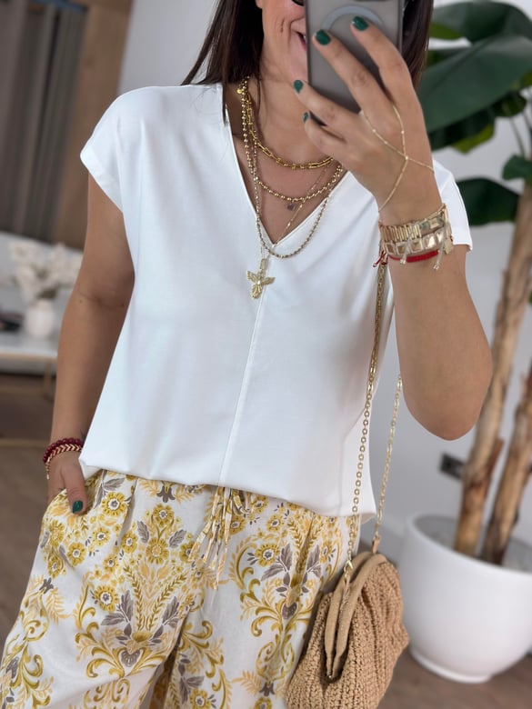 V Yaka Önü Dikişli Modal Tshirt - Beyaz