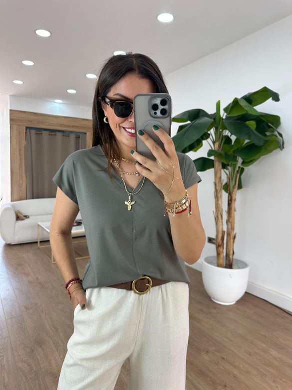 V Yaka Önü Dikişli Modal Tshirt - Haki