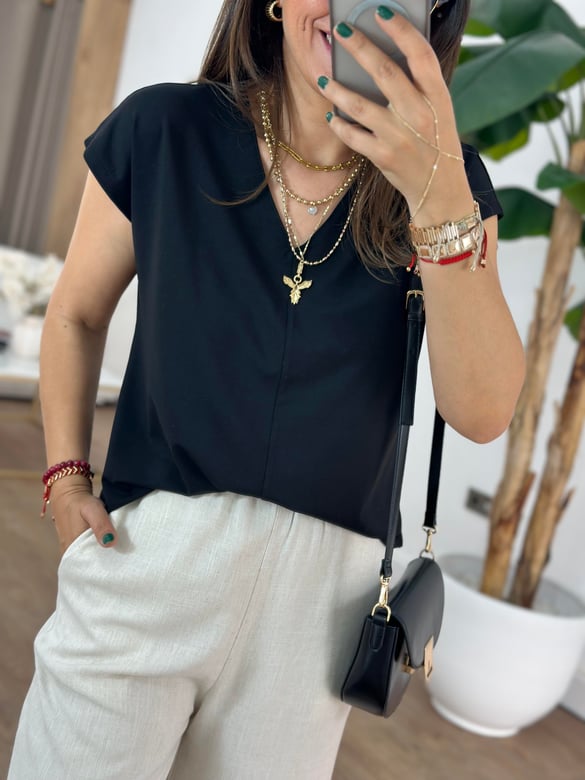 V Yaka Önü Dikişli Modal Tshirt - Siyah
