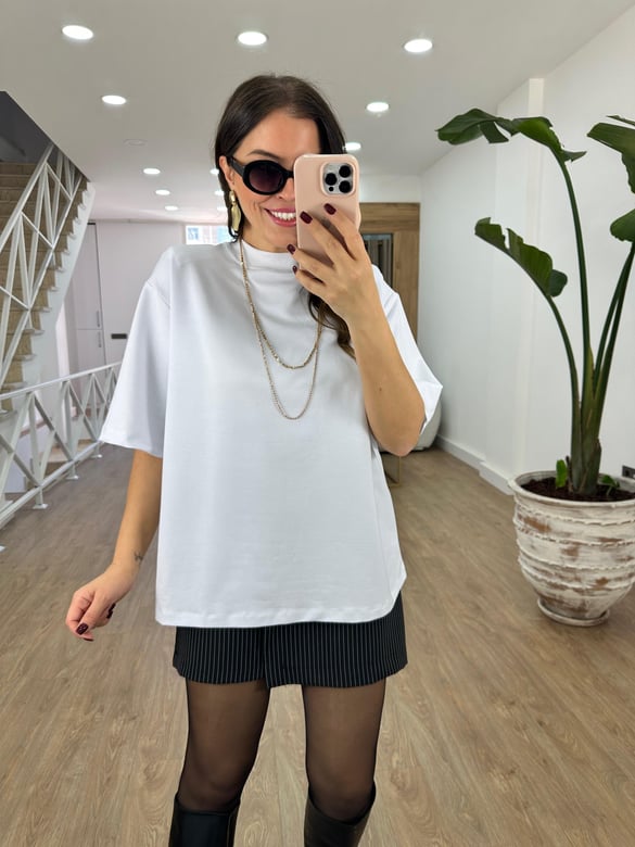 Vatkalı Tok Dokuda Oversize Bluz-Beyaz