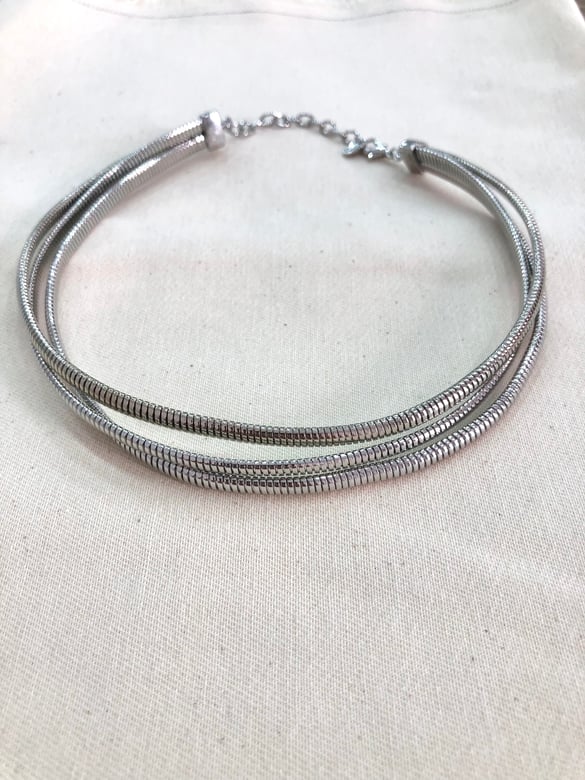 Vip Seri Gümüş Çubuk Tırtık Üçlü Choker Kolye