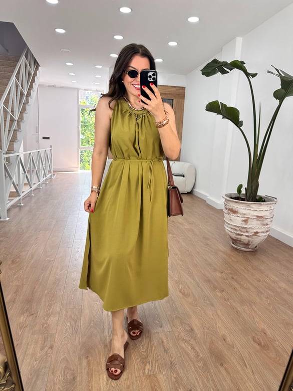 Yakası Büzgülü Beli Kuşaklı Elbise-Olive