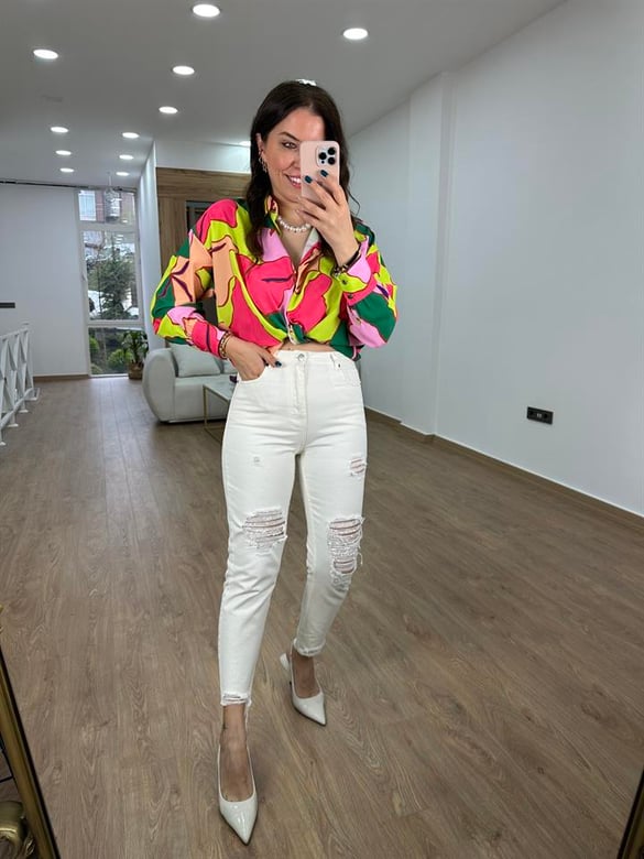 Yırtıklı Mom Jean-Ekru