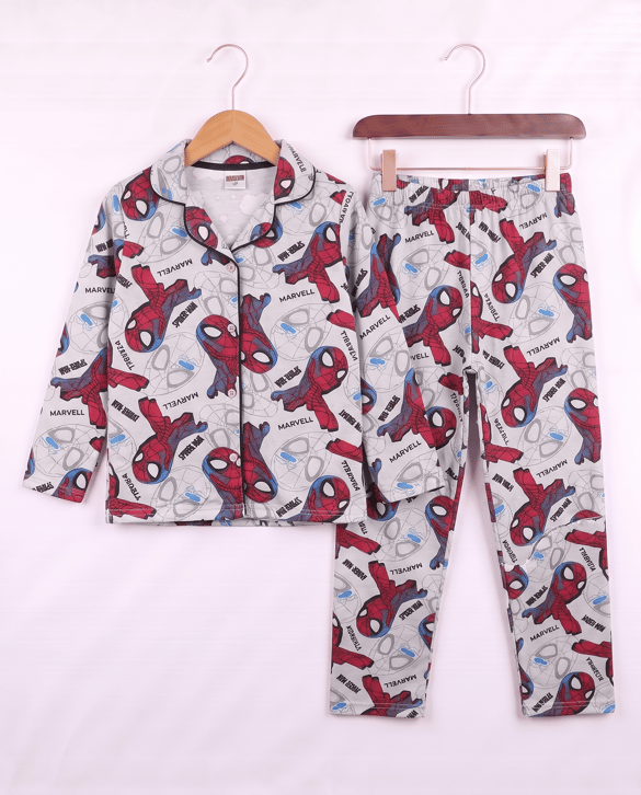 008036 Büyük Spiderman Desenli Pijama Takımı GRİ
