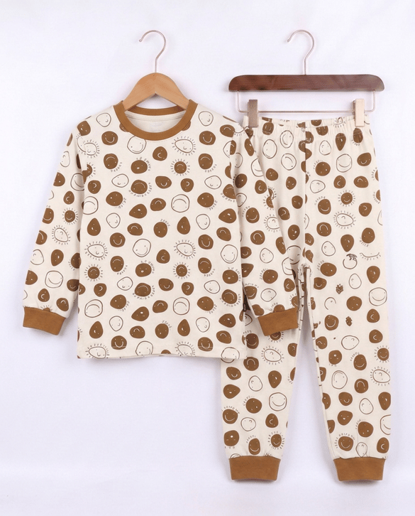 19098 Smiles Baskılı Sıfır Yaka Pijama Takımı KAHVE