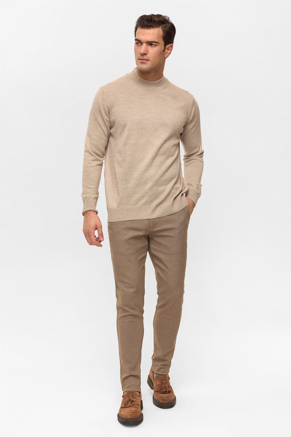 Bej Regular Düz Yarım Balıkçı Yaka Triko Kazak