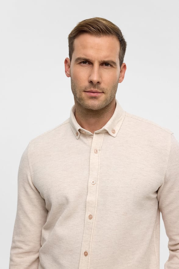 Bej Slim Armürlü Düğmeli Yaka Gömlek