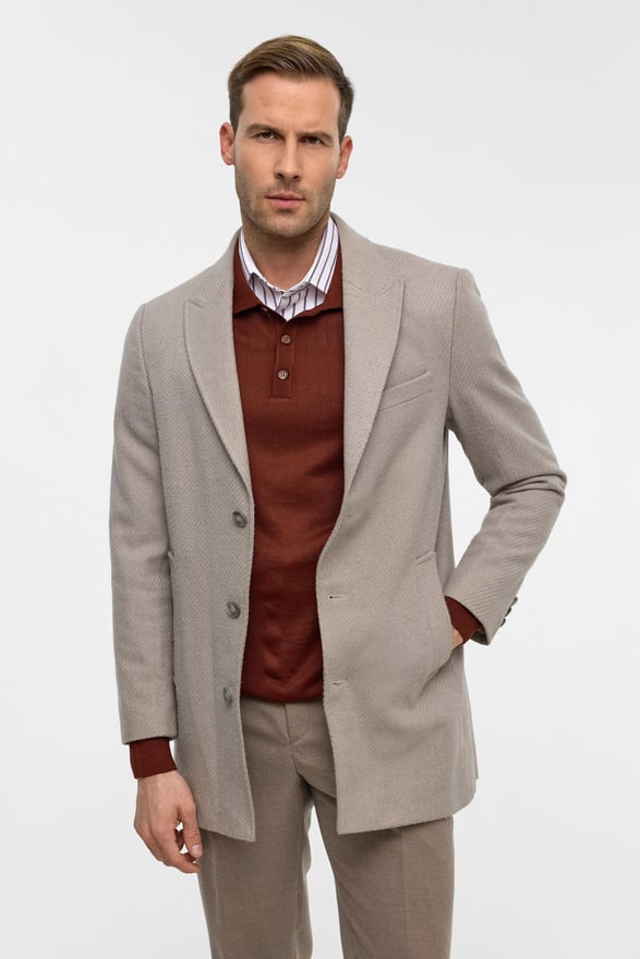 Bej Slim Desenli Sivri Yaka Kaban