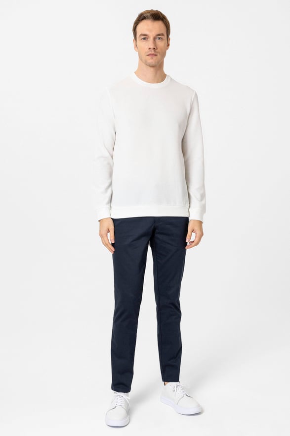 Beyaz Regular Armürlü Bisiklet Yaka Triko