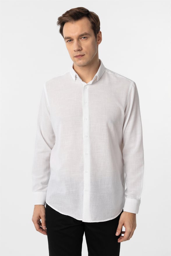 Beyaz Regular Desenli Düğmeli Yaka Gömlek