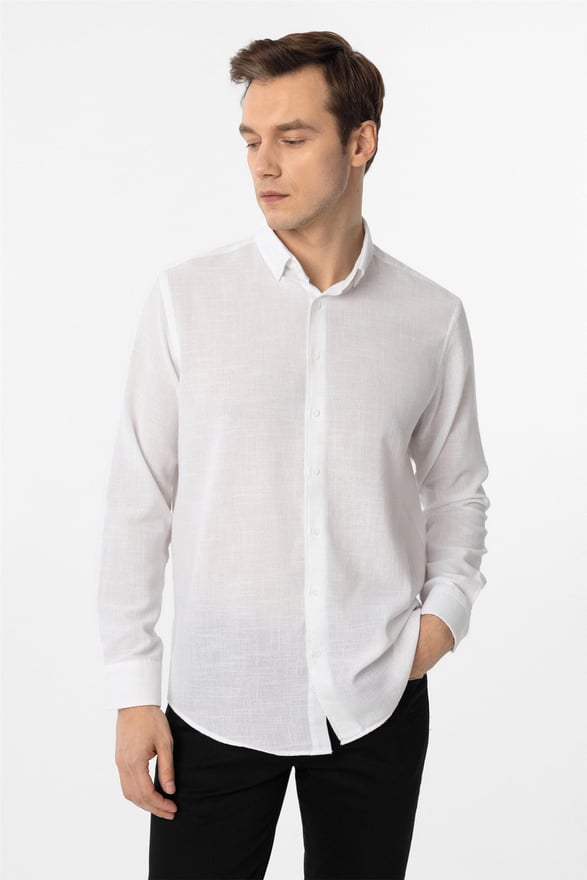 Beyaz Regular Desenli Düğmeli Yaka Gömlek